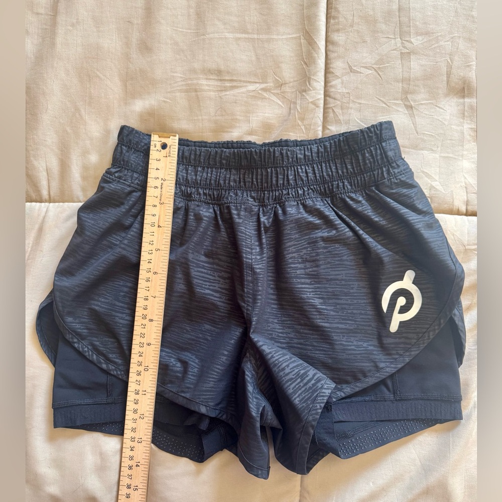 Lululemon x Peloton Women’s Black Shorts Sz. 8